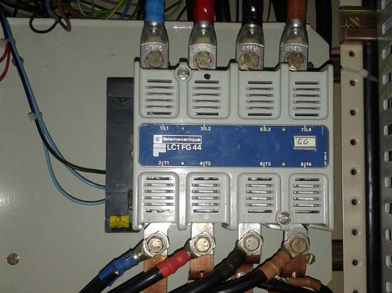 Électricité à Saint Péray en Ardèche, dépannage armoire électrique industrielle